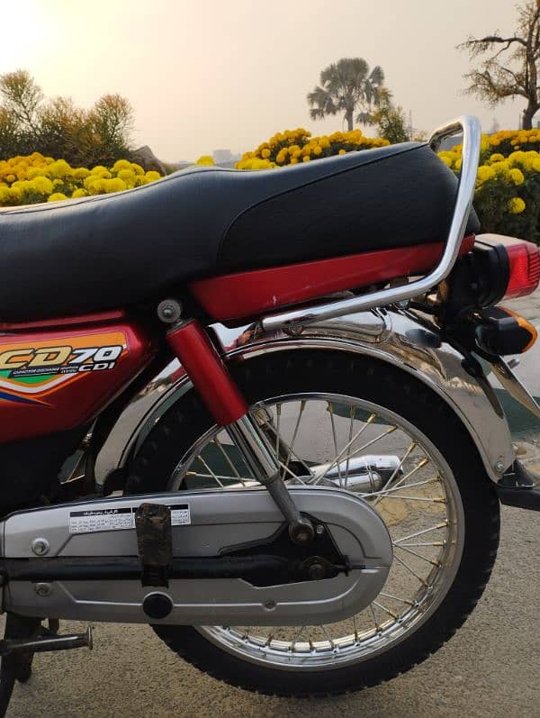 Honda 70 Red colour 7