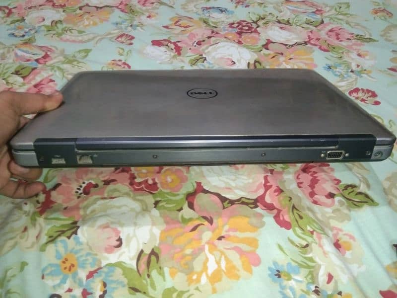 Dell laptop Eatitude e6540 with 2gb graphic card 2