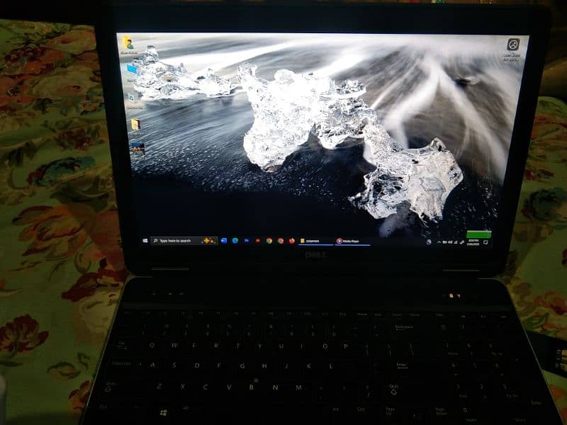 Dell laptop Eatitude e6540 with 2gb graphic card 8