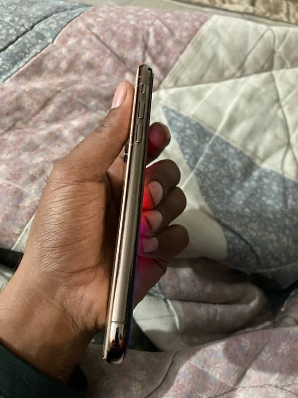 iPhone XS non pta 3