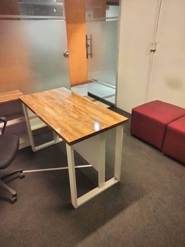 Fully furnished office for rent 4