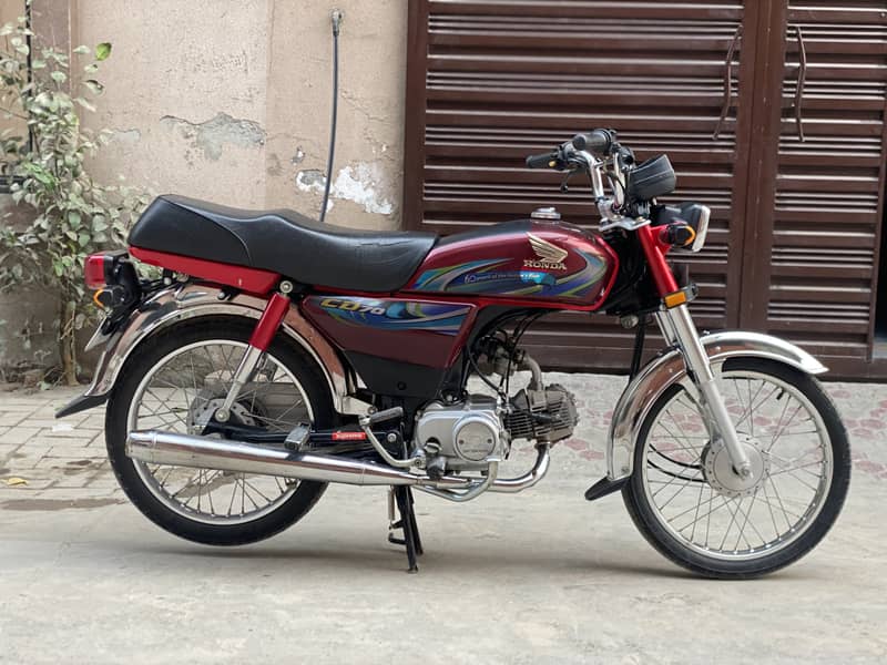 Honda CD 70 2024 1