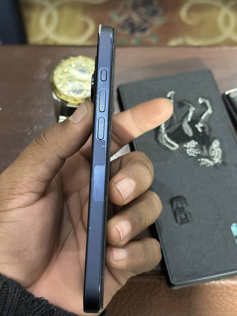 Apple iPhone 15 Pro 256GB NON PTA JV 1