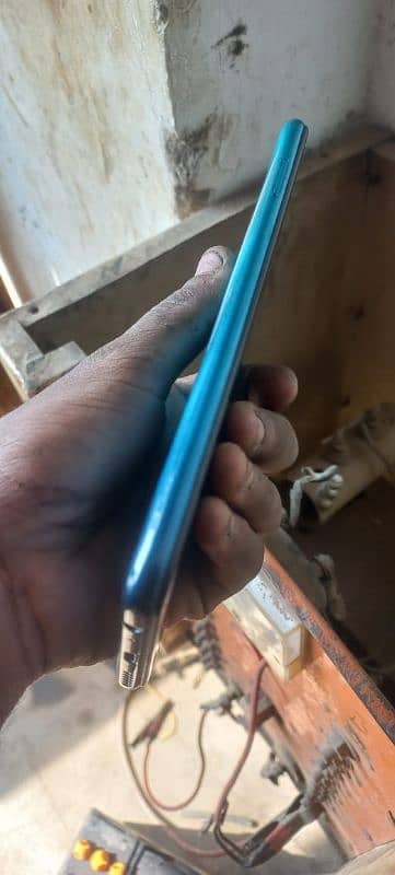 Infinix Hot for sale 4 64 box and techno original charger 3