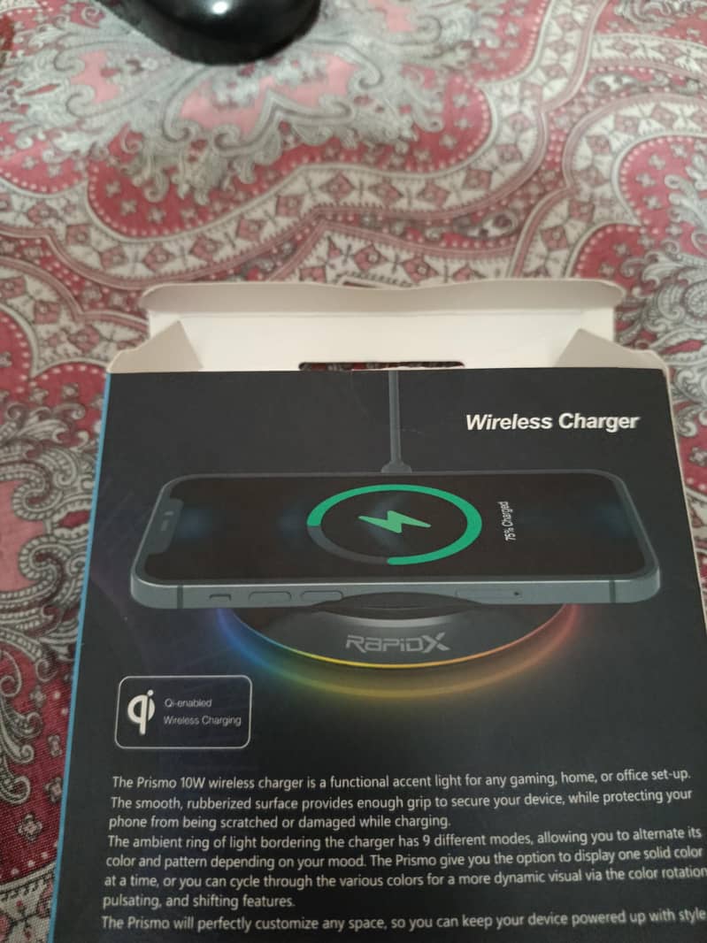 Prismo Wireless Charger 1