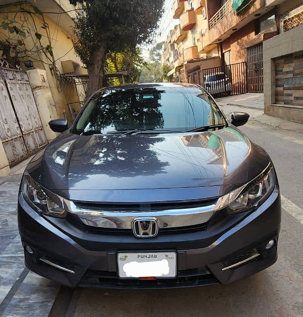 Honda Civic 2019 4