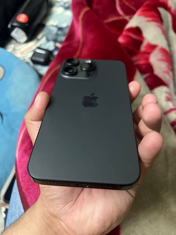 iPhone 15 pro max 1