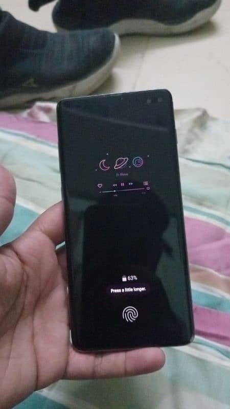 Samsung galaxy s10 plus mint condition 0