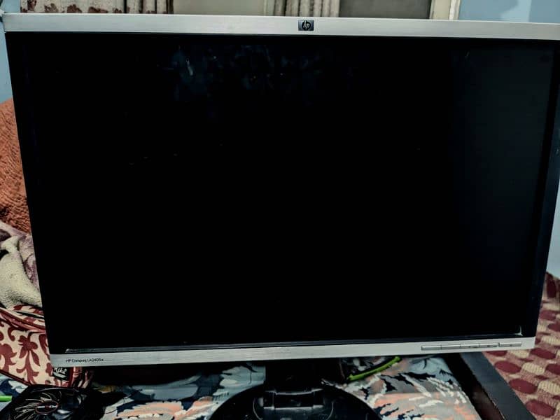 HP Compaq LA2405x 24" LED 0