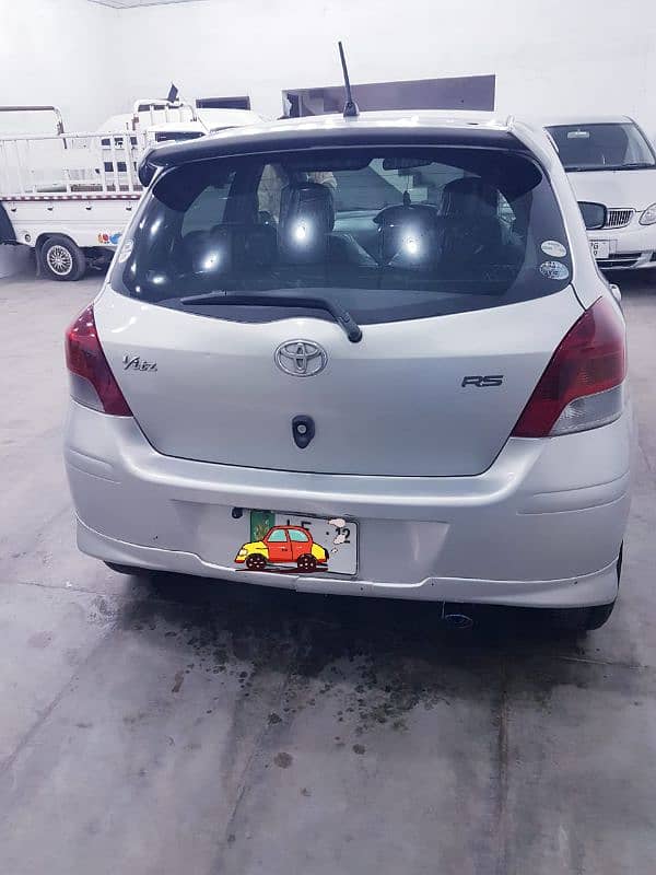 Toyota Vitz 2012 1