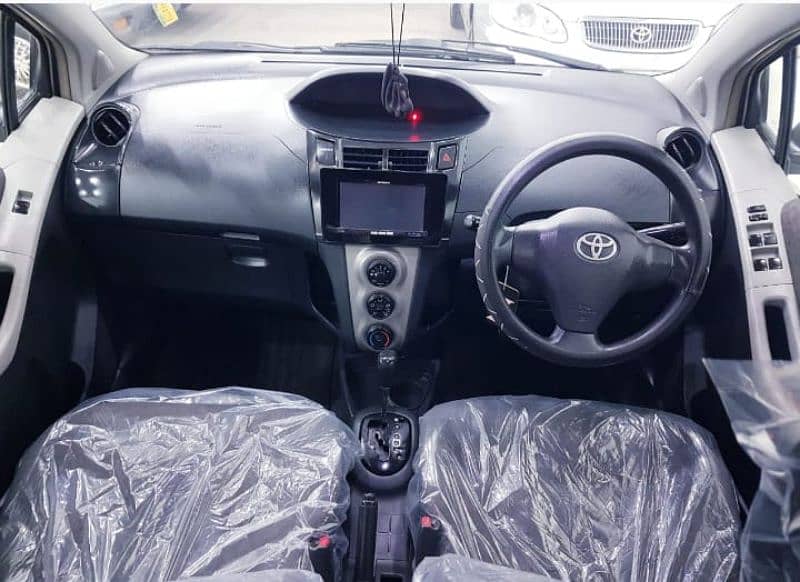 Toyota Vitz 2012 8