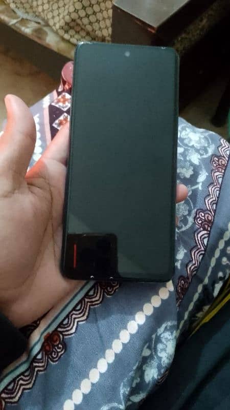 i m selling my mobile arugent 1