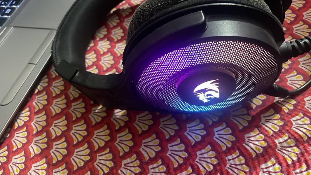 Redragon Pandora H350 RGB Headset 1