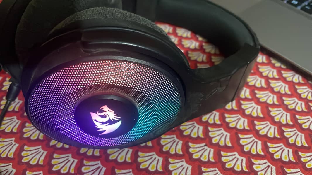 Redragon Pandora H350 RGB Headset 10