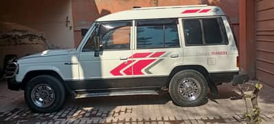 Mitsubishi Pajero 1988