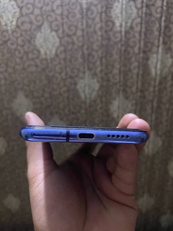 One Plus 7T (8GB RAM 128GB MEMORY) 3