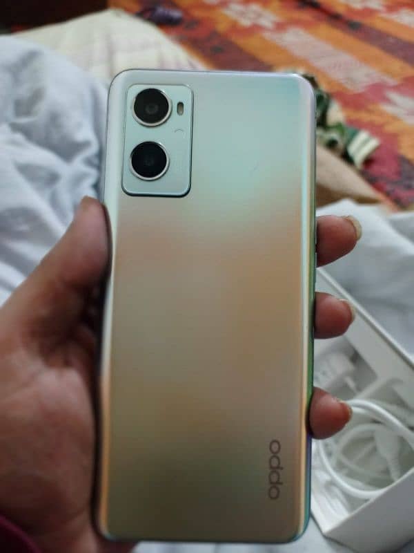 Oppo A96 0