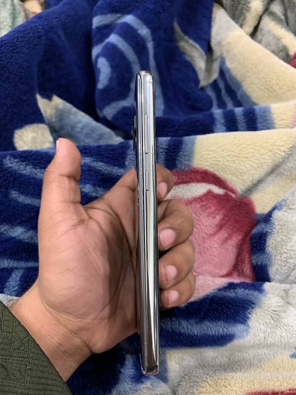 Samsung S 10 plus 4/128 Non pta 3