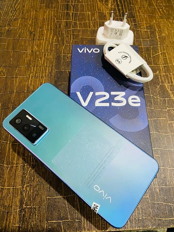 Vivo V23e 5G 8+4/256 0