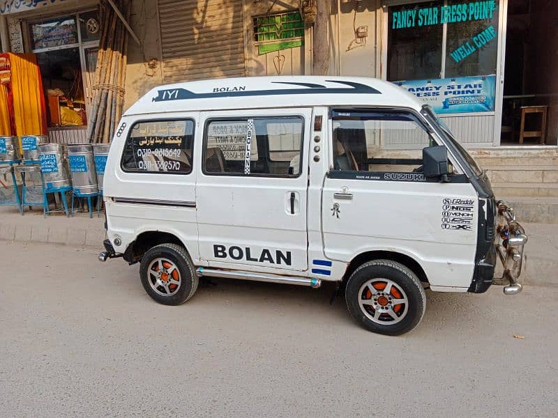 Isuzu 2006 Bolan Hi Roof 4