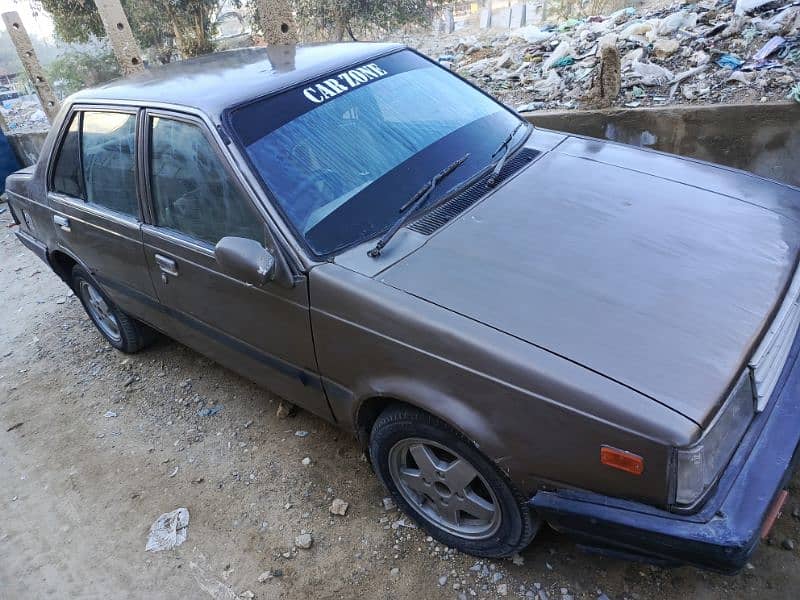 Nissan Sunny 1985 3