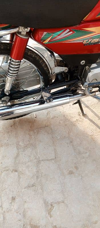 united bike letter katta hua new condition hi 2