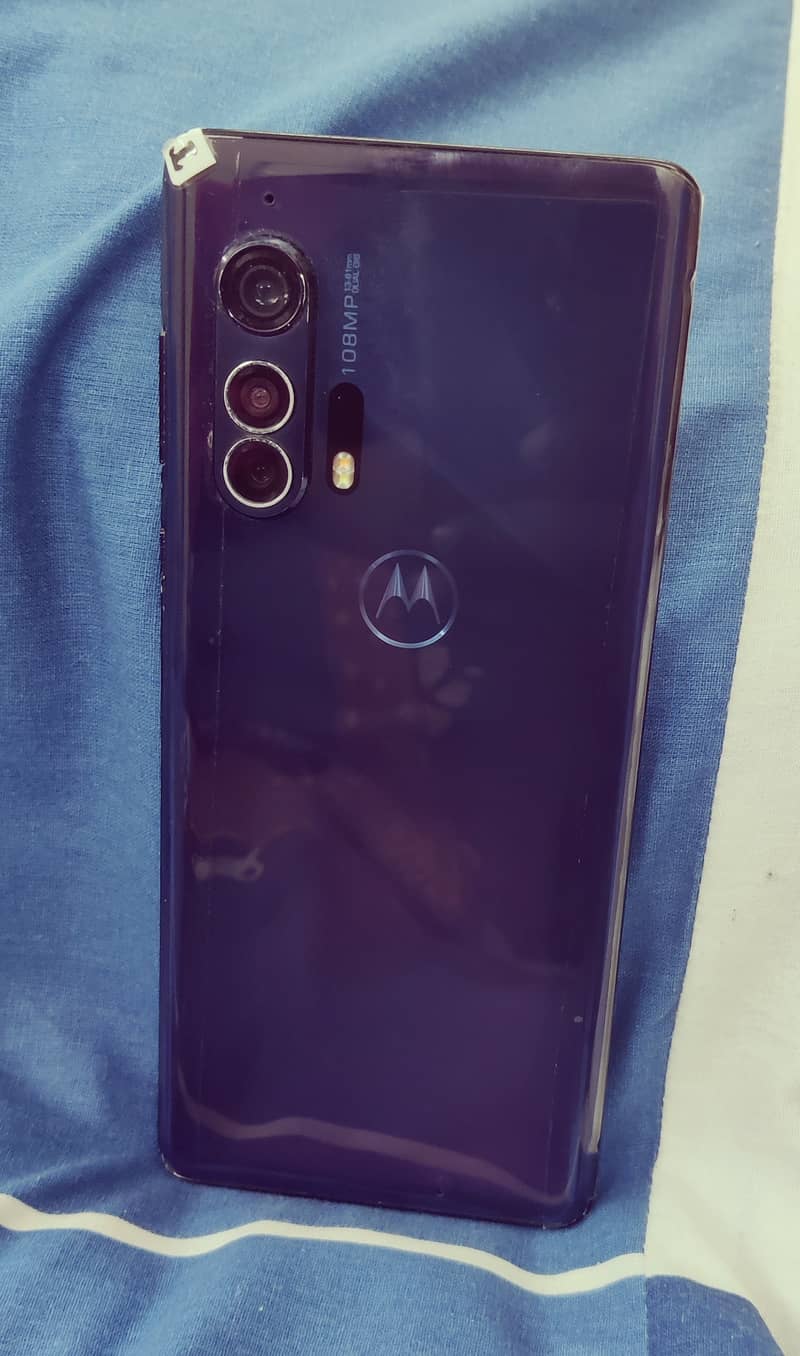 Motorola Edge Plus 2020 1