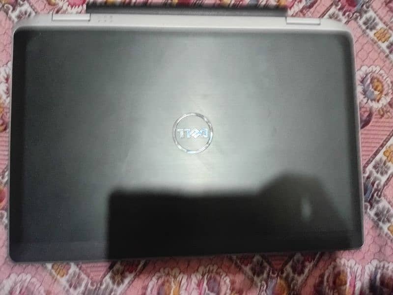 Selling my laptop dell latitude e6430 intel core i7 3rd generation 3