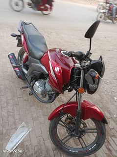 125 Suzuki,self start,good average,nmbr lga ha,tubeless tire,