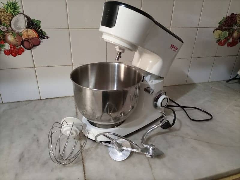 SECO Universal Stand Mixer, almost brand new 1