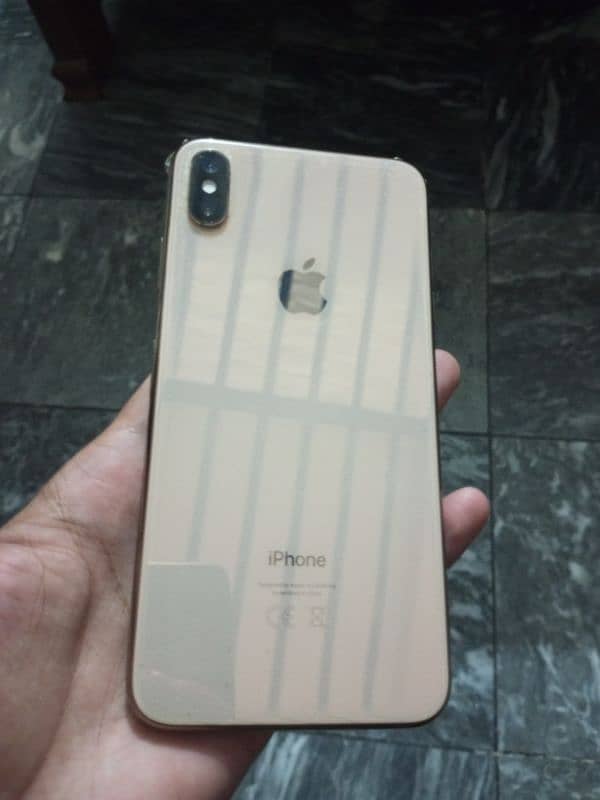 XS Max 64 GB. . . NoN PTA. . E sim time 4 month chally ghi 5