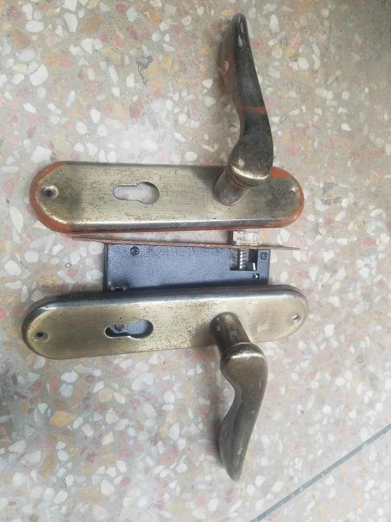 Door lock without cylinder lock. O3244833221 0