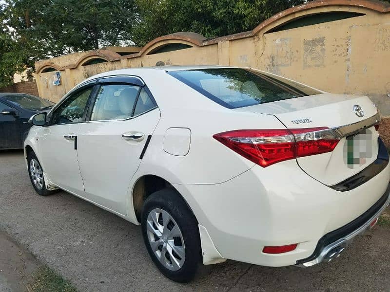 Toyota Corolla GLI 2015 Model 1.3 2