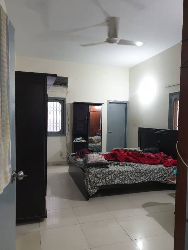 two bed dd on 240 with roof for rent in johar 7