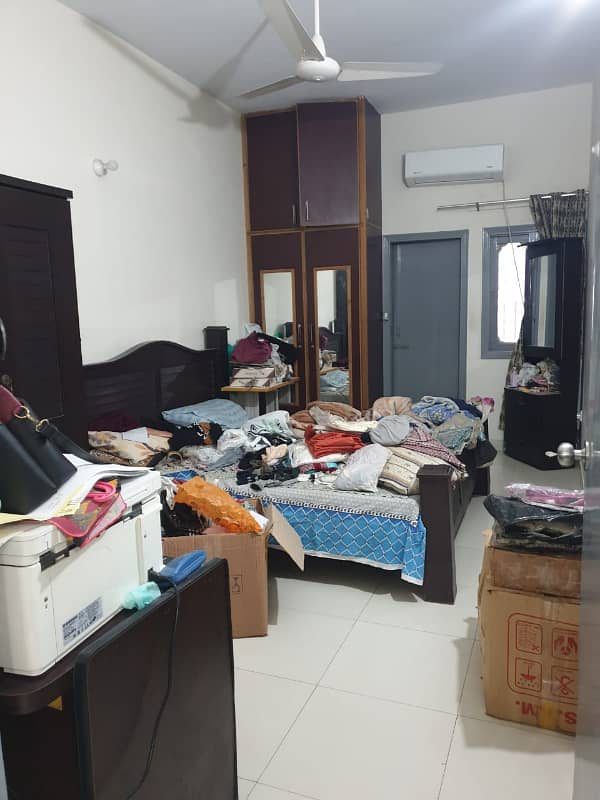 two bed dd on 240 with roof for rent in johar 11