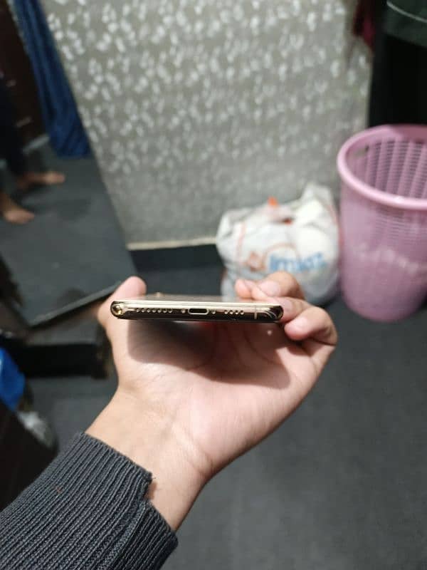 IPhone XS Max PTA Approved 1