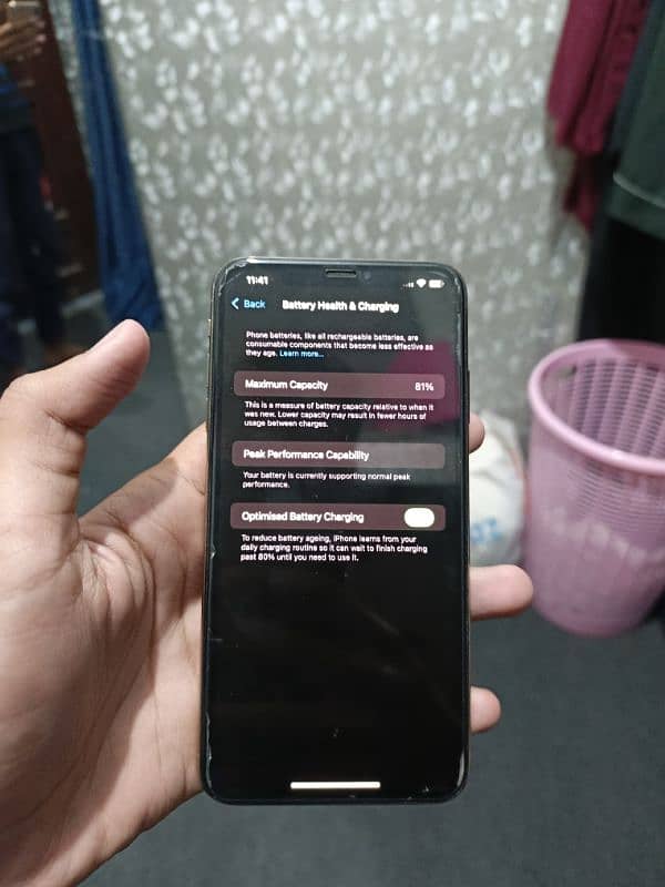 IPhone XS Max PTA Approved 4