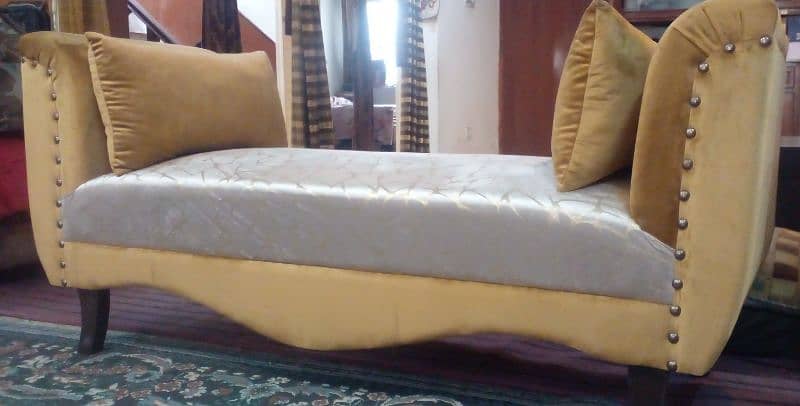 very beautiful heavy comfortable Molty foam dewan03335138001 1