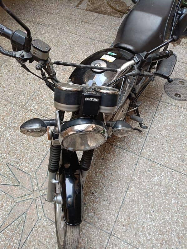 Suzki GS 150 SE 2022 9100KM for sale 1