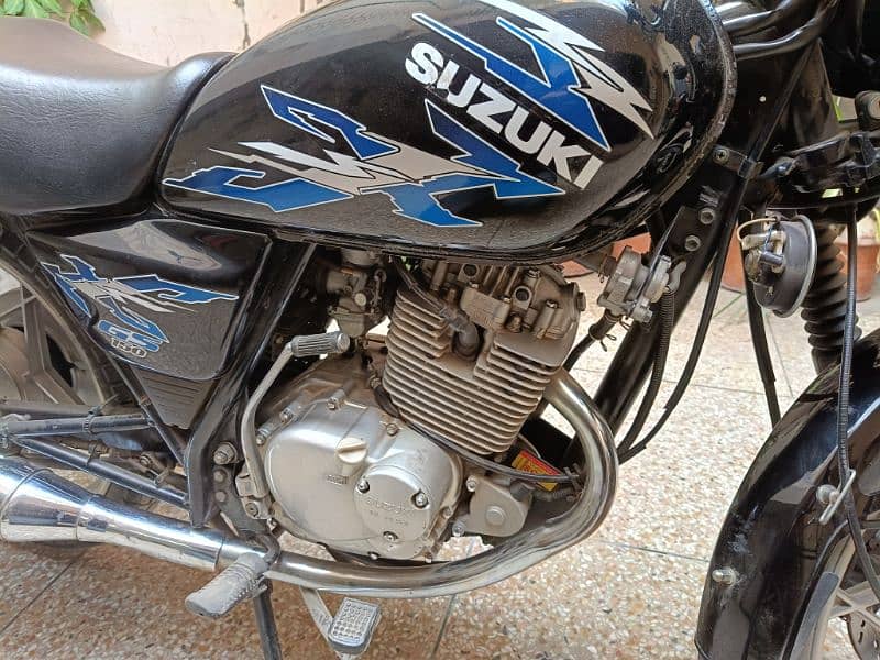 Suzki GS 150 SE 2022 9100KM for sale 3