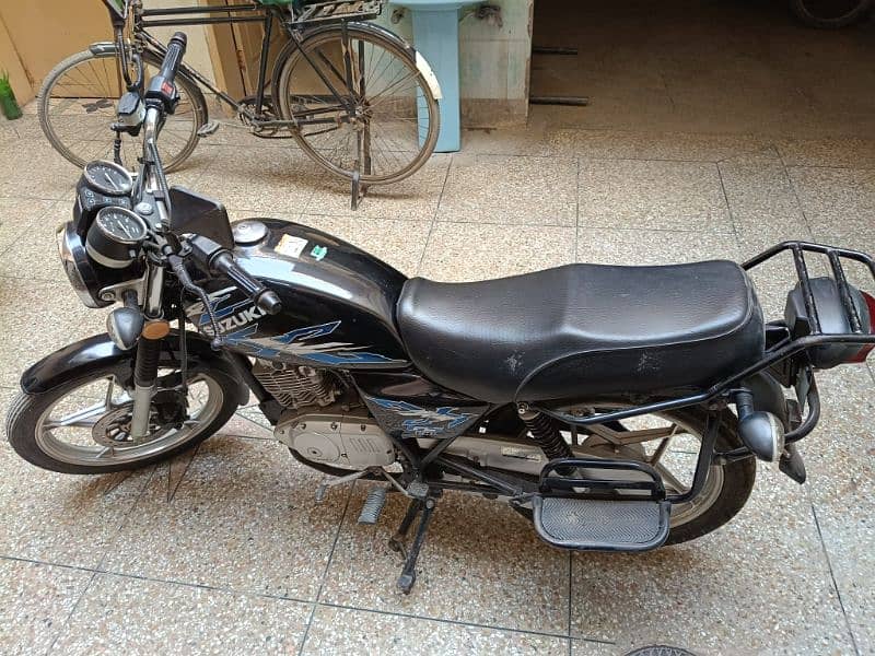 Suzki GS 150 SE 2022 9100KM for sale 4