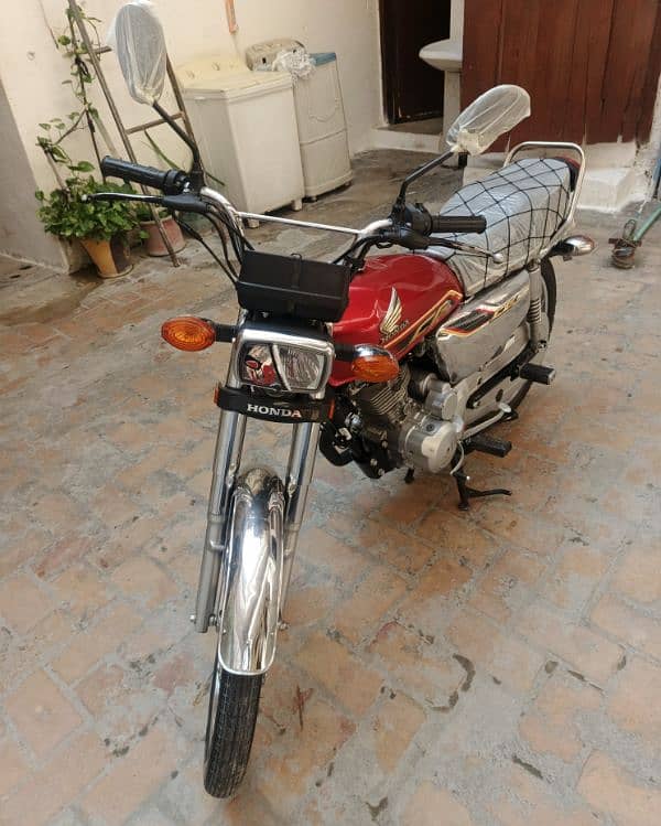 Honda 125 (Special Edition) 2