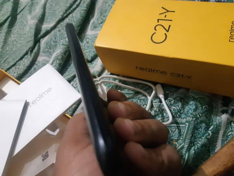 Realme C21Y for sale 11