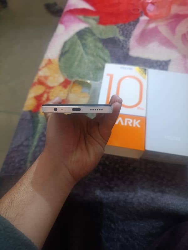 Tacno spark 10 pro 2