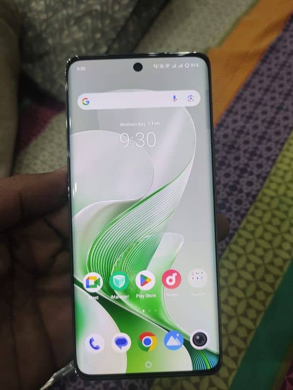 Vivo V-40 e 1