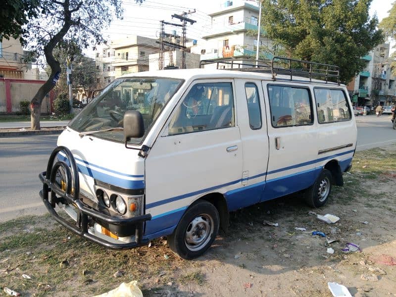 Nissan vanatte 1983 model in Lahore 0