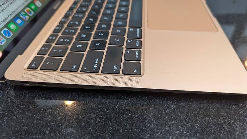 MacBook Air 2019 3