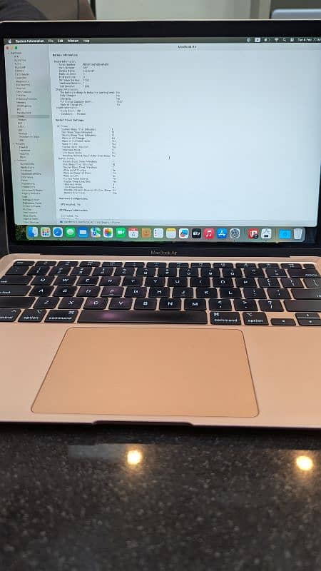 MacBook Air 2019 10