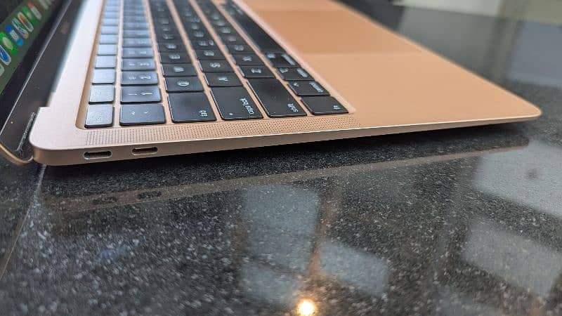 MacBook Air 2019 12