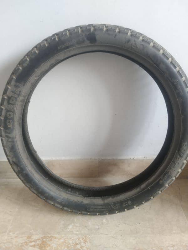 150 tyre back and dt trail front tyre 0